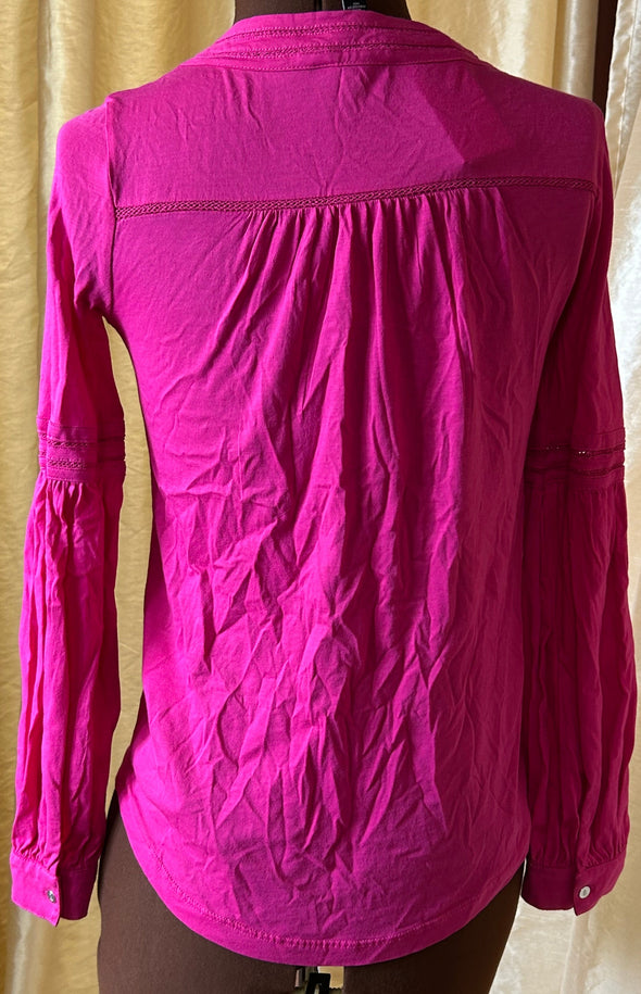 Ladies V-Neck Blouse, Fuchsia, Size Small, NEW