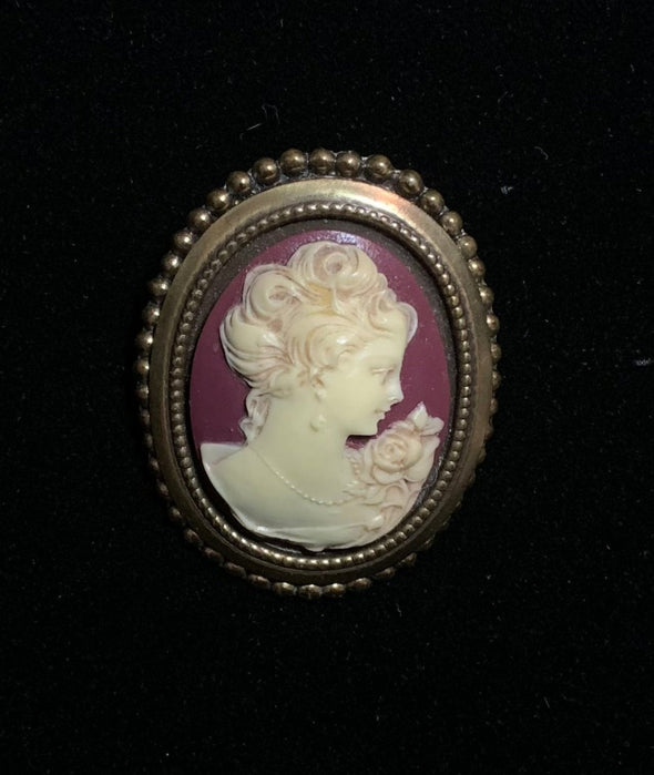 Costume Cameo Brooch