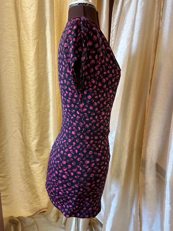 Ladies Tunic Top/Dress, Black, Pink, Size Medium, NEW