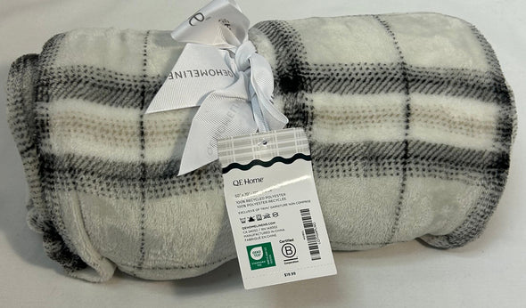 White/Black Plaid Throw Blanket, 50 x 70 New