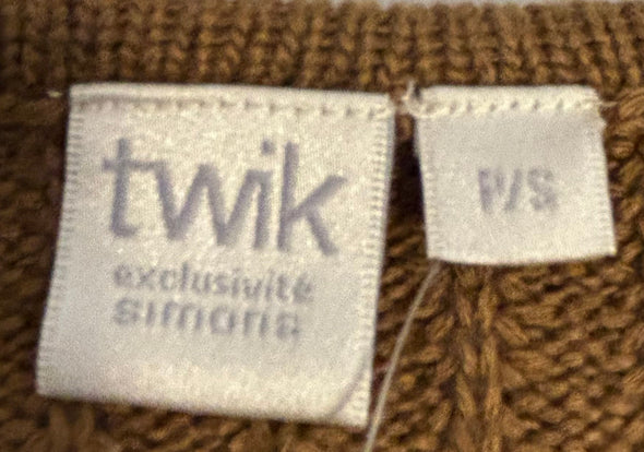 Ladies Long Sleeve V-Neck Sweater, Brown, Size Small, NEW