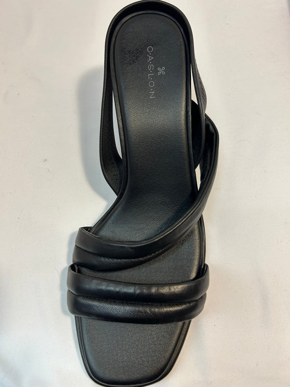Ladies Leather 2.5” Heel Sandals, Cross Band, Size 9M, NEW