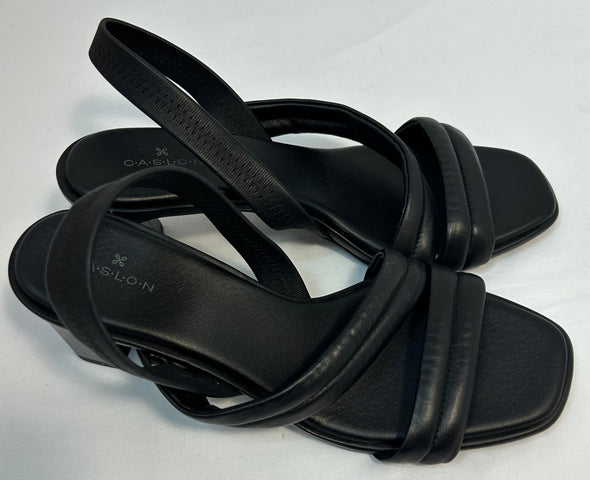 Ladies Leather 2.5” Heel Sandals, Cross Band, Size 9M, NEW