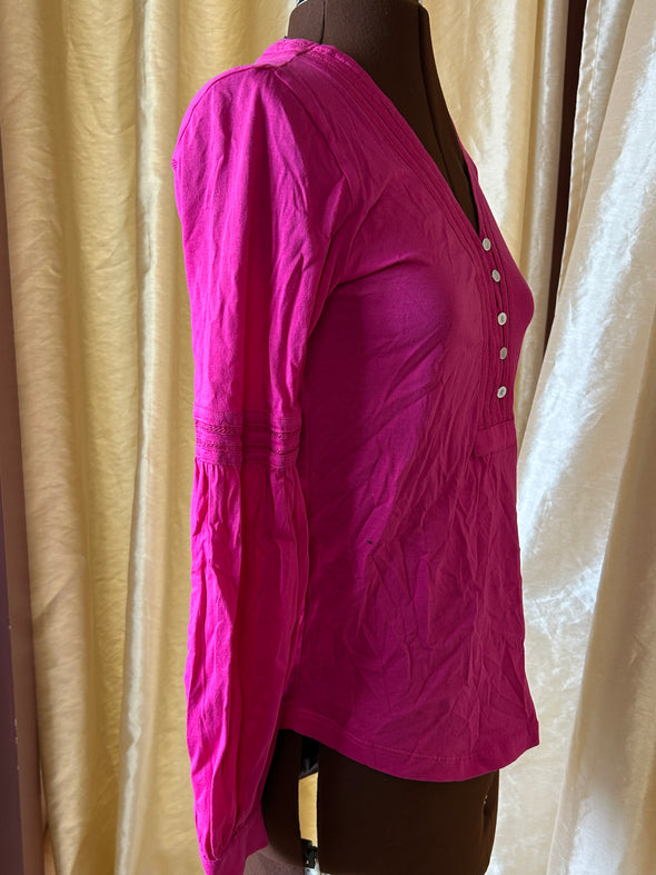 Ladies V-Neck Blouse, Fuchsia, Size Small, NEW