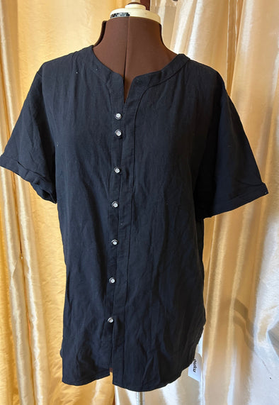 Men's Black Short Sleeve Casual Style Shirt, Size Medium