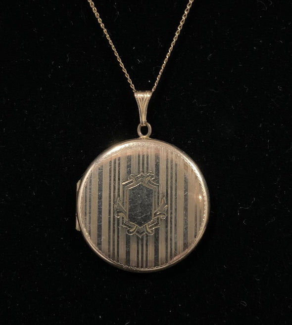 Vintage 12K Gold Filled Round Locket Necklace and Chain