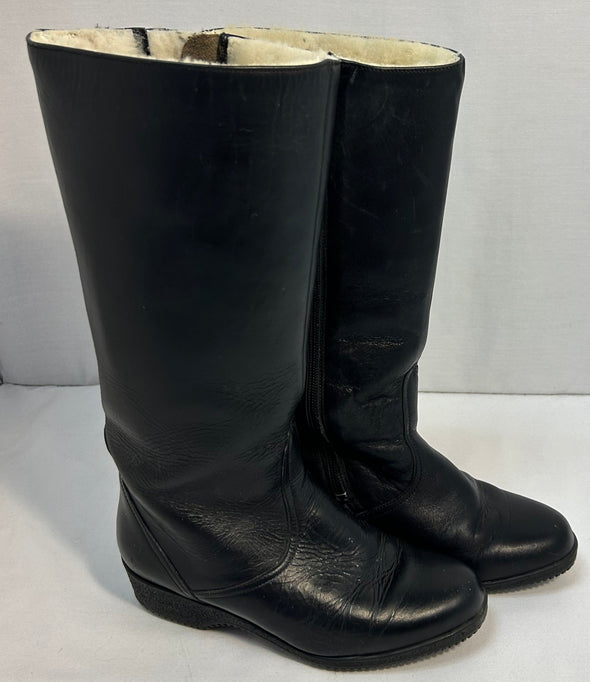 Ladies Knee High Winter Boots, Black Leather, Size 6.5,