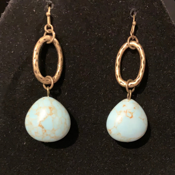 Premier Designs Turquoise-Coloured Beaded Necklace and Earrings