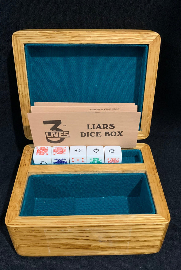 3 Lives Vintage Liars Dice Box