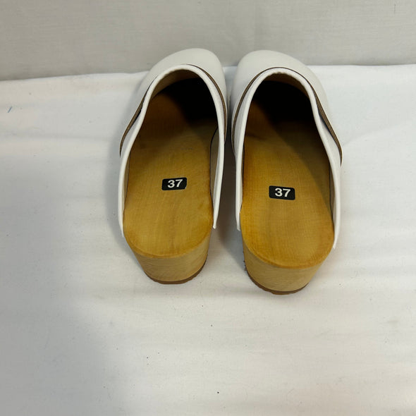 Ladies Leather Clogs, White, Size 37,