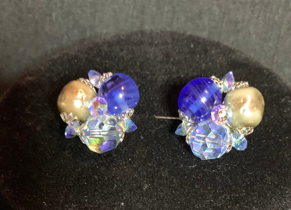 Signed Sherman, art glass, pearls and Swarovski bead necklace and clip-on earrings