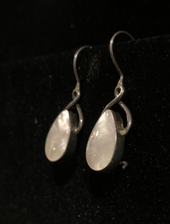 White Inlay Mother of Pearl 925 Silver Pierced Earrings