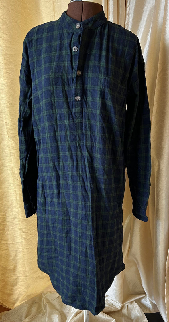 Unisex Nightshirt Green/Black , Size Small, NEW