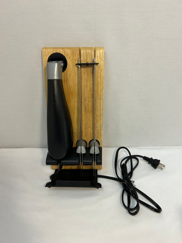 Electric Knife, Black, With Two 11” Stainless Steel Blades, & Butcher Block Storage Stand, Easy to Clean. New in Original Packaging