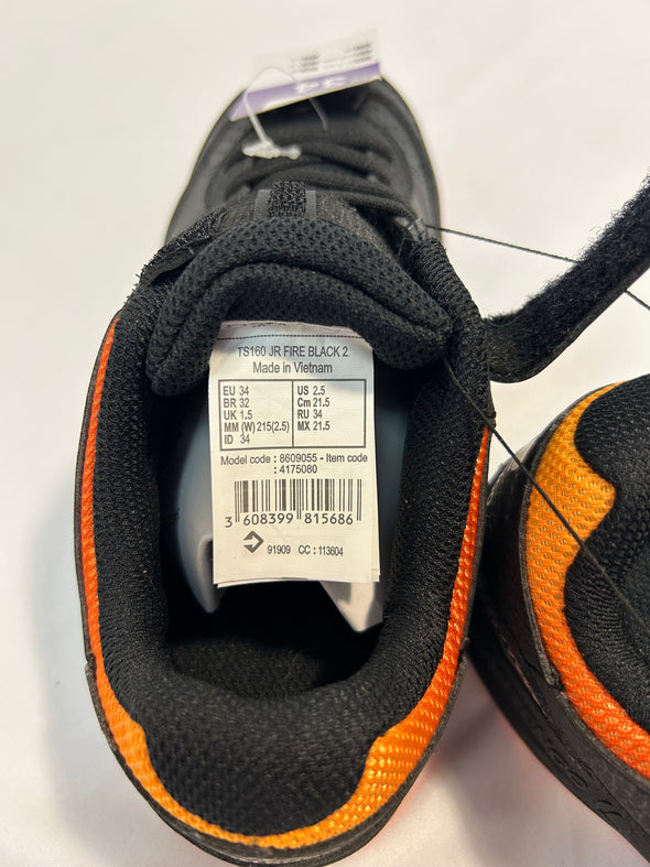 Youth Running Shoes, Black/Orange, Size 2.5, NEW