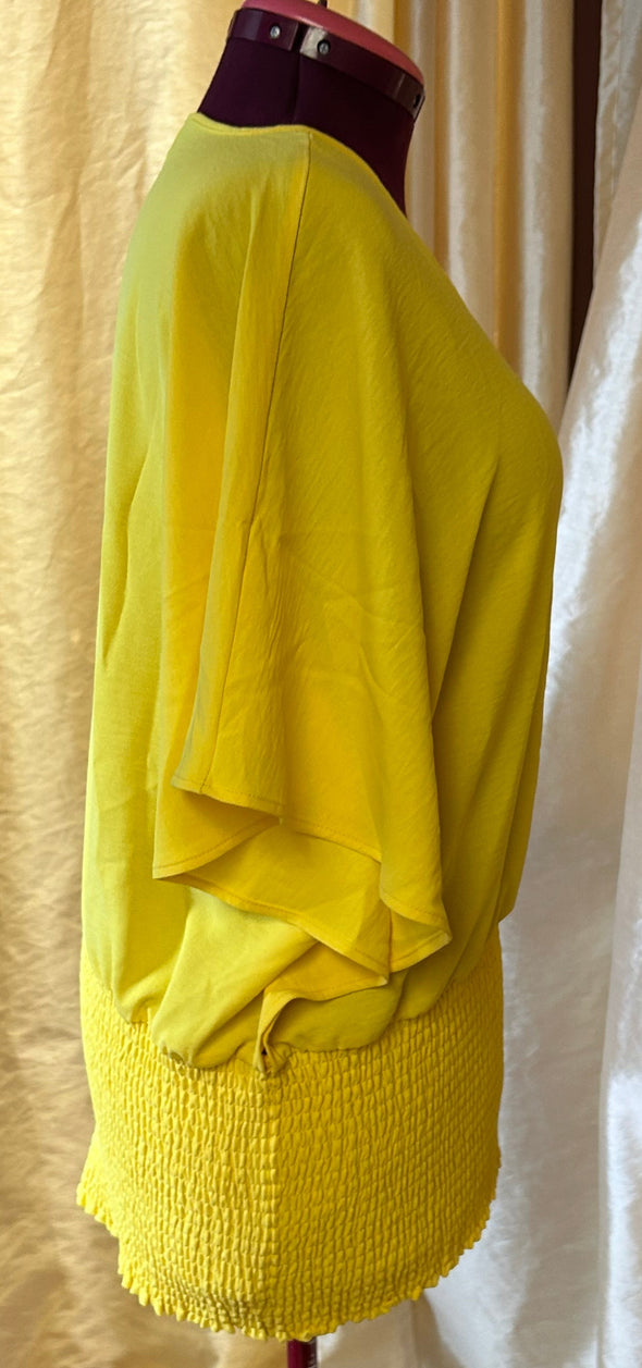 Ladies Short Sleeve V-Neck Button Front Wave Shirt, Yellow, Large
