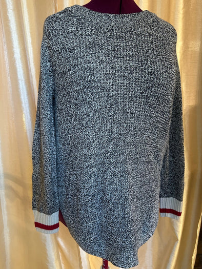 Long Sleeve Sweater, Ladies Medium, New With Tags