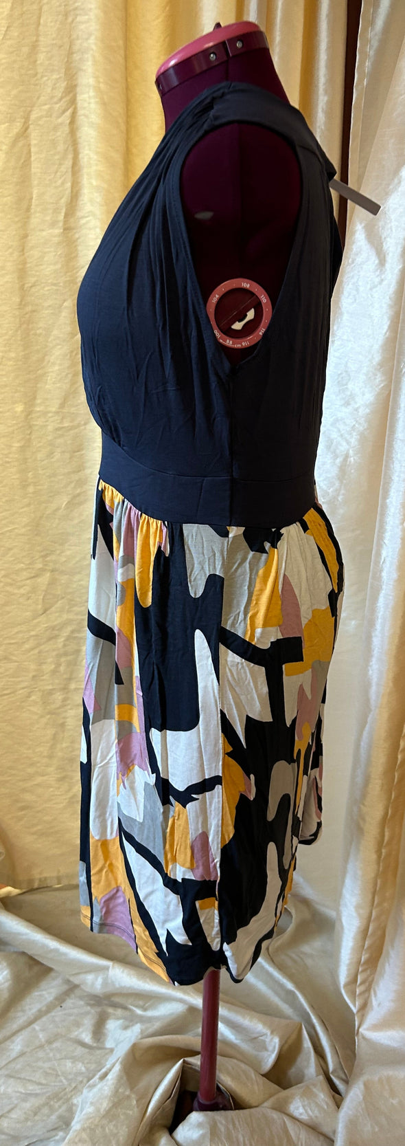 Ladies V-Neck Key-Hole Back Dress, Multi Colour, Size Large,