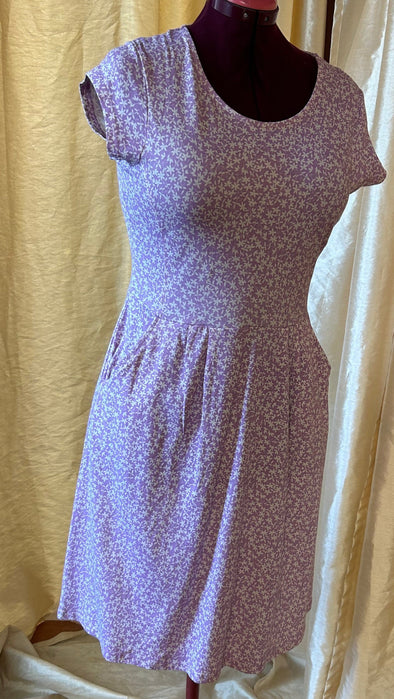 Ladies Short Sleeve Dress, Pockets, Lilac, Size 8, NEW