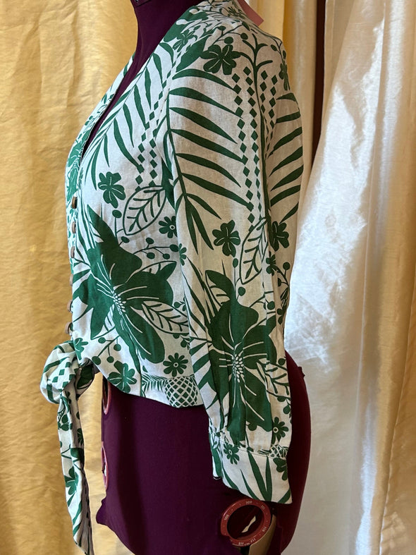 Ladies Floral Top, Medium, Button Front with Tie.