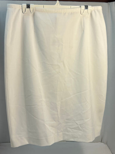 Ladies Lined White Suit Skirt, Size 6