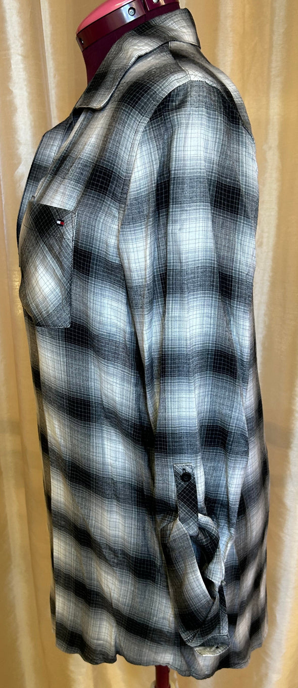 Long Sleeve V-Neck Blouse, Collar, Grey Plaid, Large,