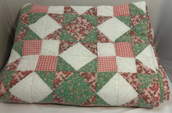 Handmade Quilt, Star Pattern, 92”x 102