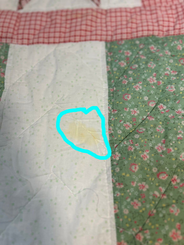 Handmade Quilt, Star Pattern, 92”x 102