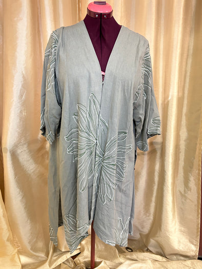 Ladies Open Front Jacket, Side Slits, Embroidered Floral Design, M/L