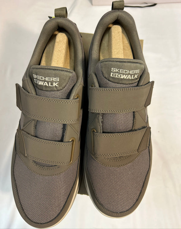 Men's Slip on Walking Shoes, Velcro Closure, Khaki, Size 10.5, NEW