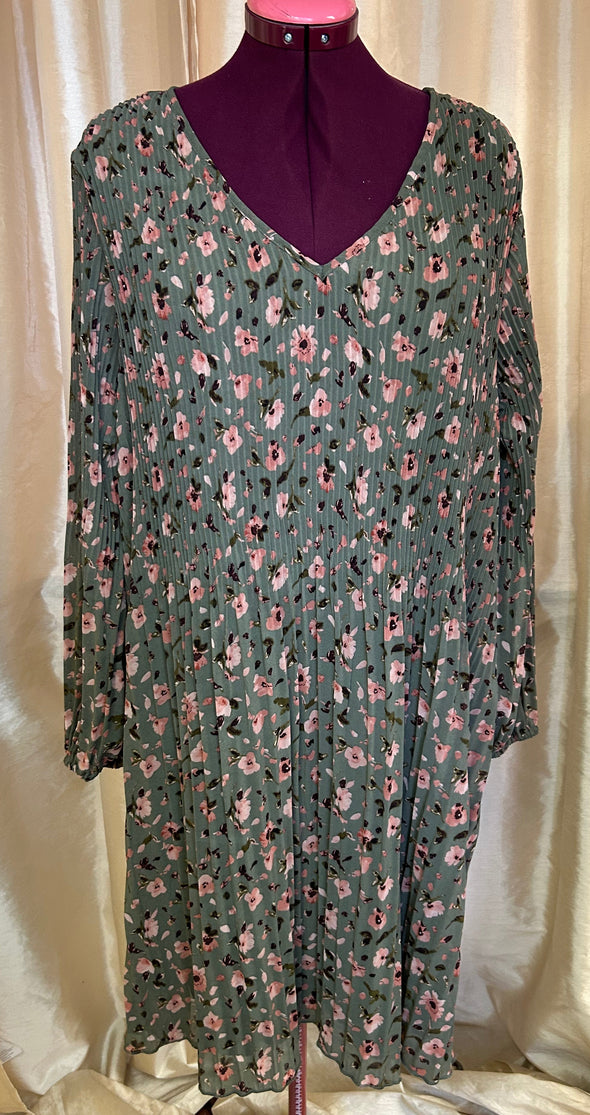 Ladies Long Sleeve Lined Pleated Print Dress, Green, 1X, NEW