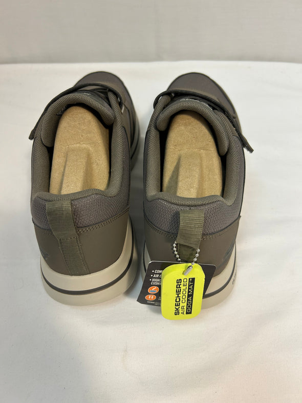 Men's Slip on Walking Shoes, Velcro Closure, Khaki, Size 10.5, NEW