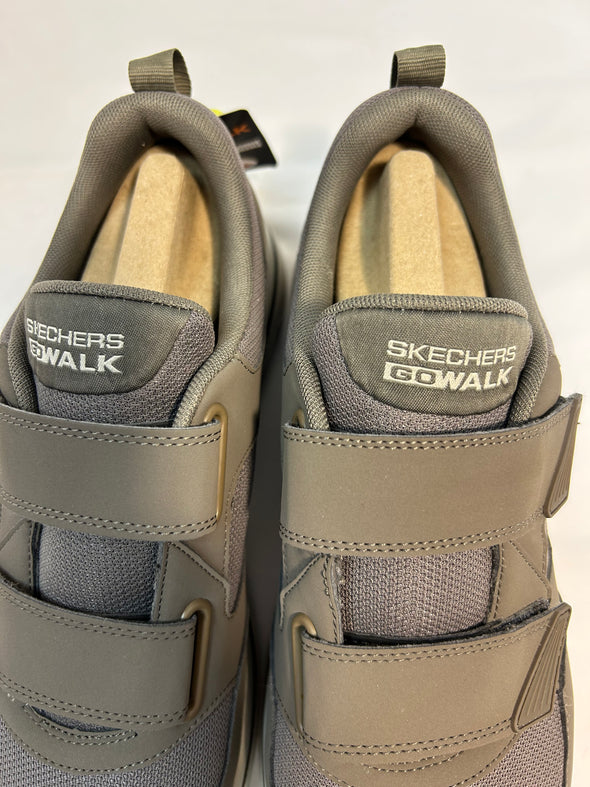 Men's Slip on Walking Shoes, Velcro Closure, Khaki, Size 10.5, NEW