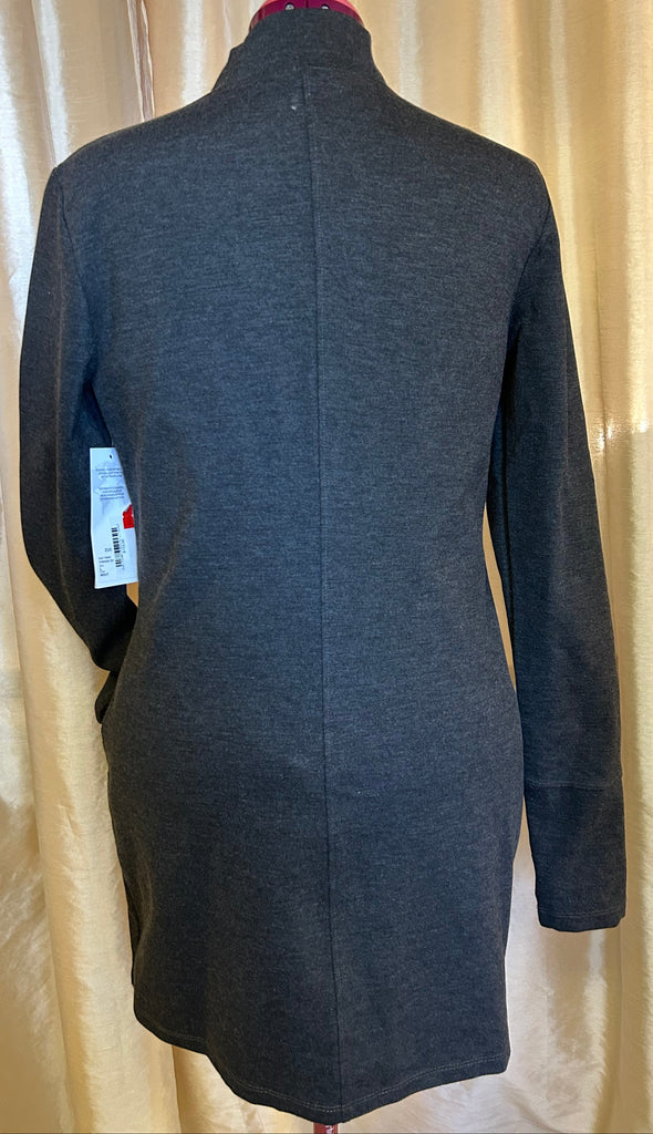 Pull Over V-Neck Tunic Top, Grey, Size Large, NEW Made for Travel