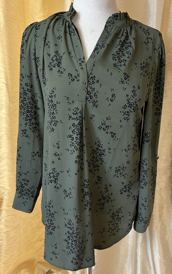 Ladies Long Sleeve Sage Green/Black Shirt, Size Medium, NEW