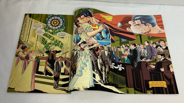 Comic Book, Superman Wedding Edition