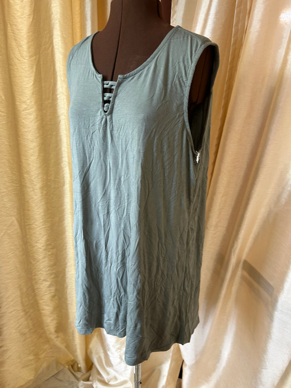 Ladies Sleeveless V-Neck, Pull-On Blouse, Green, XL, NEW