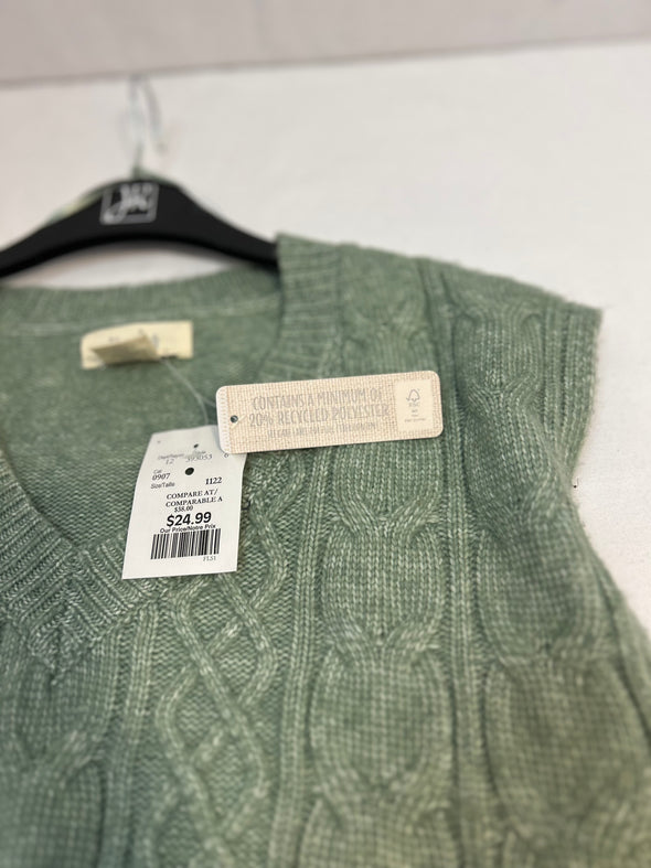 Women's V-Neck Sweater Vest, Green, Cable Pattern, Size Small