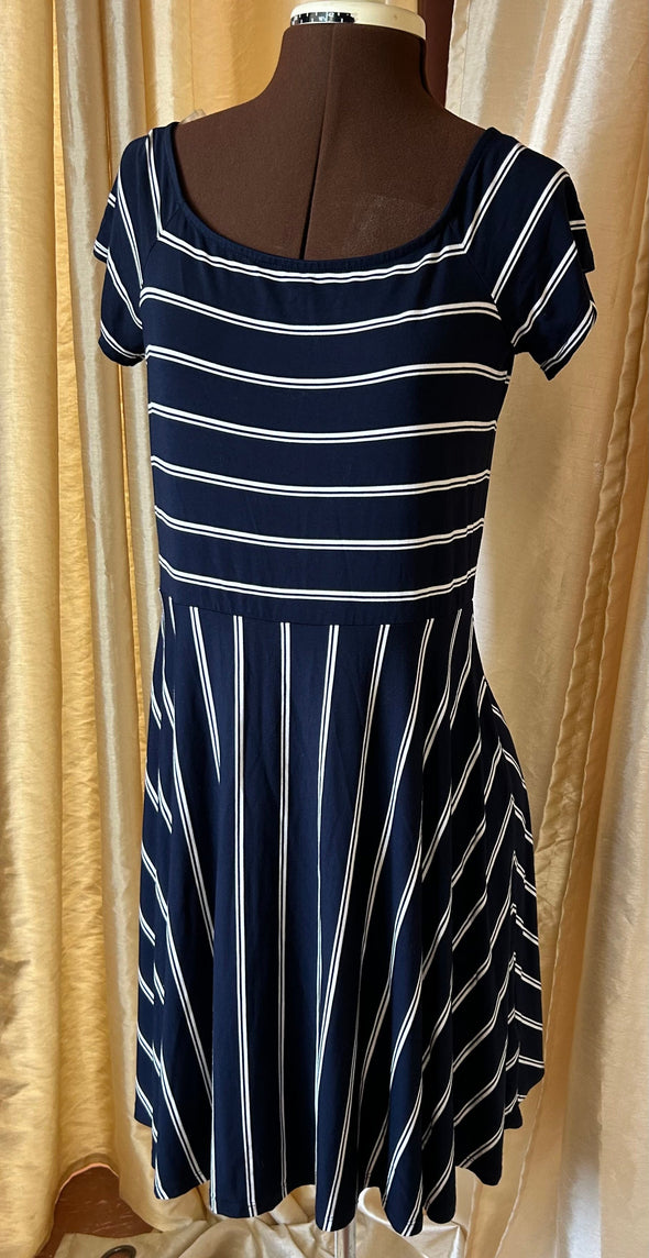 Short Sleeve Dress, Navy/White Stripe, Size Medium, NEW