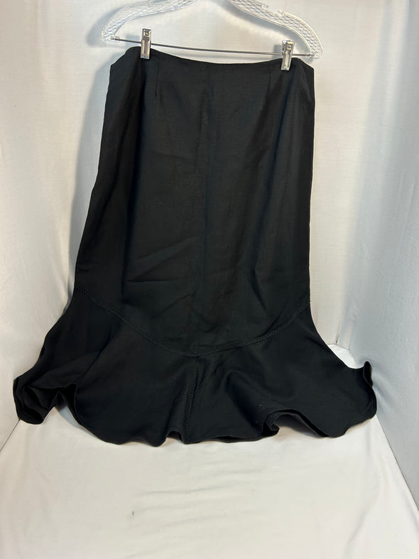 Ladies Mid-Length Black Skirt, Size 16