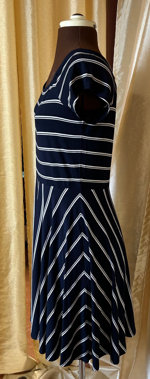 Short Sleeve Dress, Navy/White Stripe, Size Medium, NEW