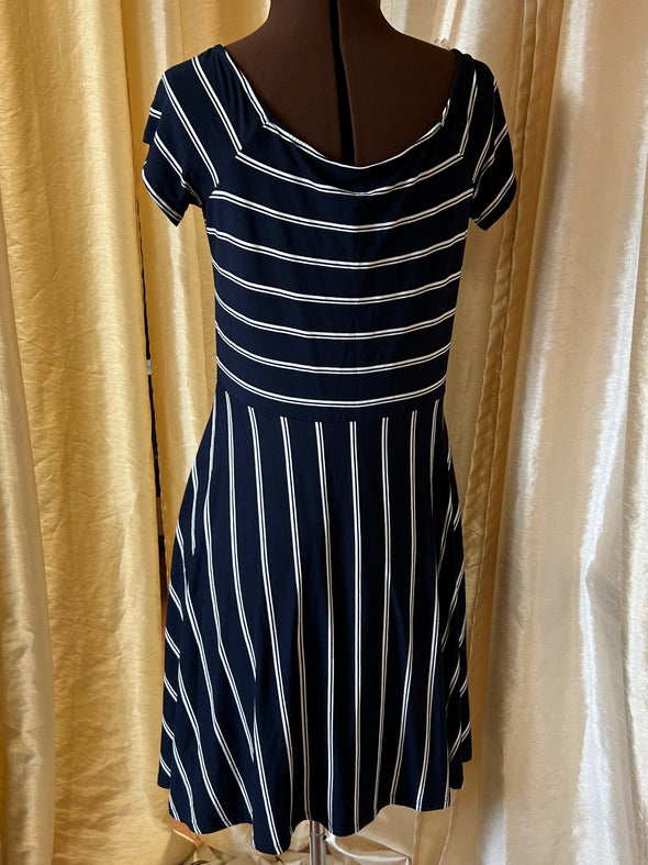 Short Sleeve Dress, Navy/White Stripe, Size Medium, NEW