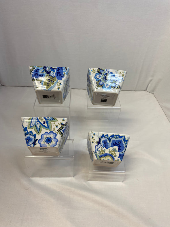 Set of 4 Porcelain Fine China Bowls, Blue Floral & White, Approx 5"
