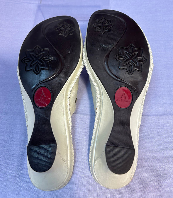 Women's Comfort Walking 2.5" Sandals, Bone, Size 7