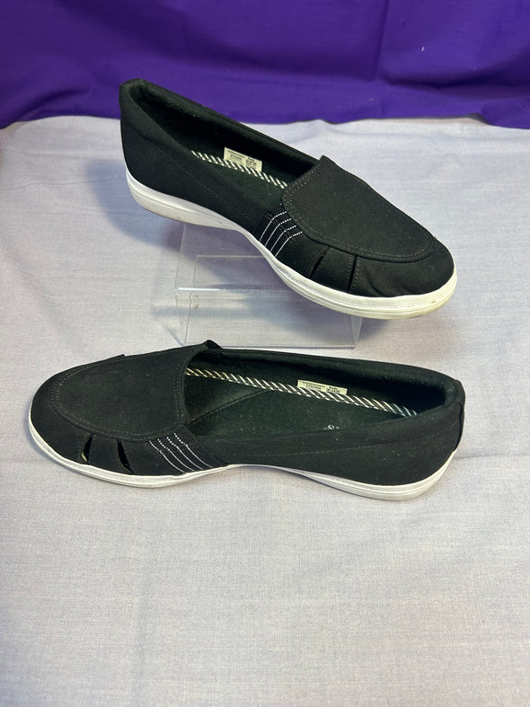 Slip-On Ladies Shoes, Black Canvas, Rubber Sole, 7W