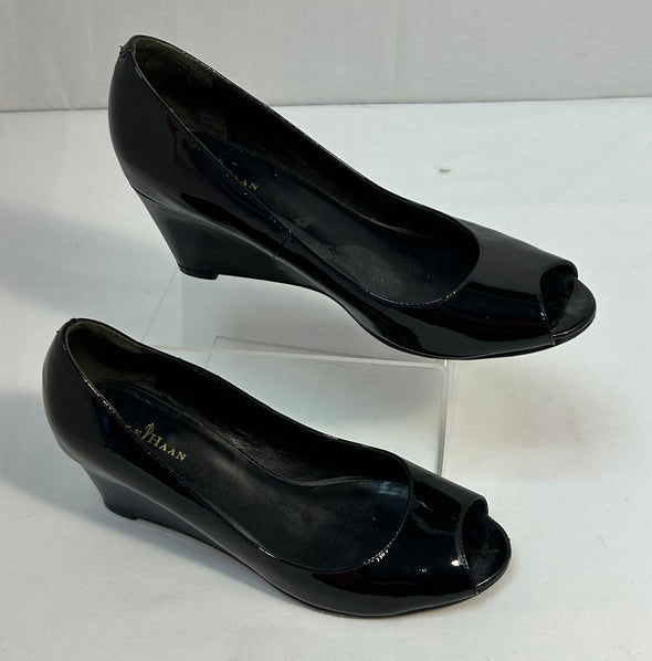 2" Black Patent Wedge Shoes Size 7.5, Like New