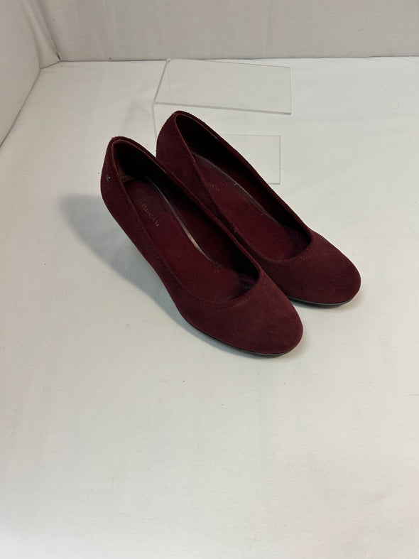 Ladies Wine Suede Shoes, Approx 2.5", Size 8M