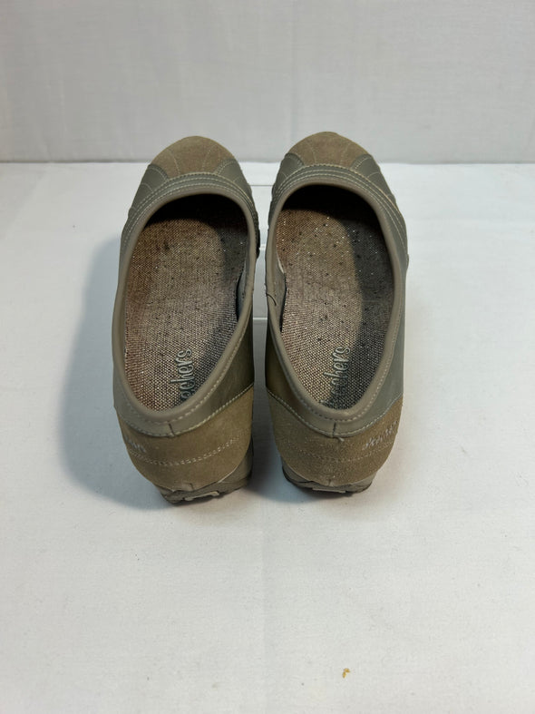 Ladies Comfortable Slip-On Shoes, Pewter, Size 6