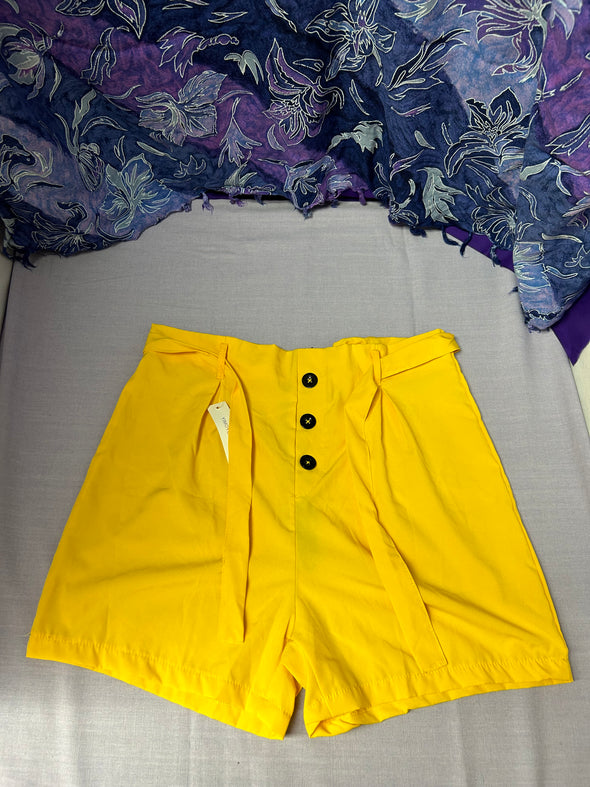 High Waist, Belted, Zip &  3 Button Front Shorts, Yellow Size Large
