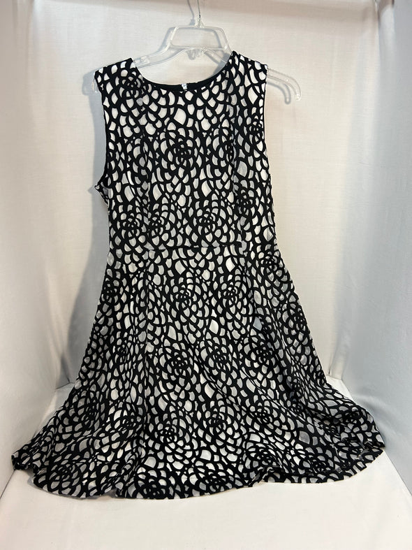 Ladies Sleeveless Dress